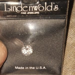 1 carat Cubic Zirconia loose gemstone. 6.5mm. Flawless.